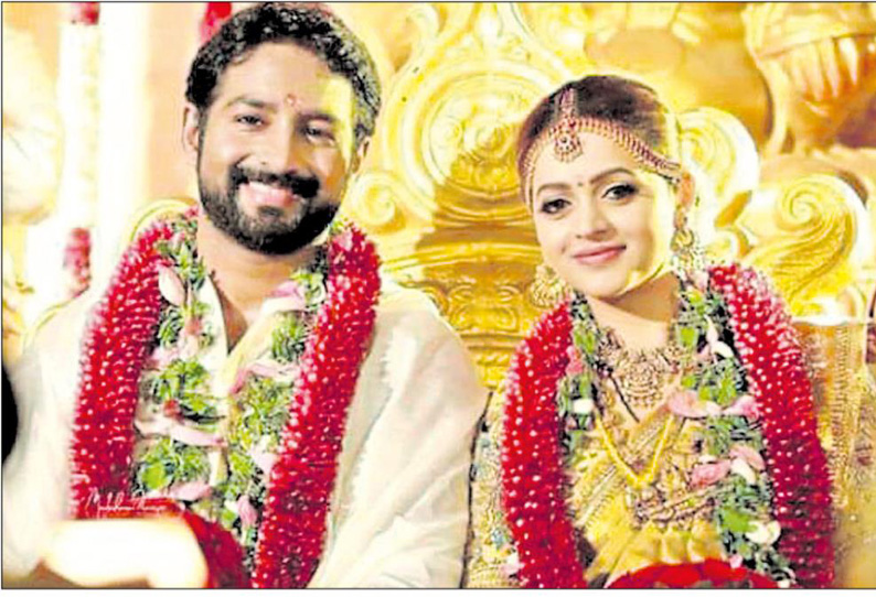 201801230115068397_Actress-Bhavana-married-in-Kerala_SECVPF