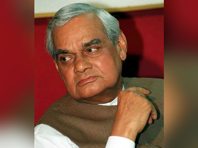 lc0jaar_atal-bihari-vajpayee_625x300_16_August_18