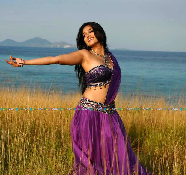 Anushka-in-Damarukam-Hot-Photos-1102