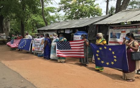 வவுனியாவில் காணாமல் போனவர்களின் உறவினர்கள் கவனயீர்ப்பு போராட்டம்