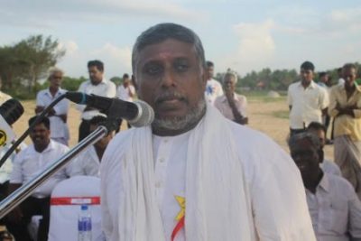 இந்த நாட்டில் இருக்கின்ற சில பௌத்த பீடங்கள் இனவாதத்தினையே வெளிப்படுத்துகின்றது –  சீ.யோகேஸ்வரன்